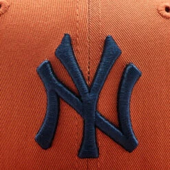 Casquette New Era League 60298731 Marron -Chaleur Élégante Boutique casquette new era league 60298731 marron 2