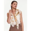 Foulard Guess AW9351 POL03 CEM -Chaleur Élégante Boutique foulard guess aw9351 pol03 cem